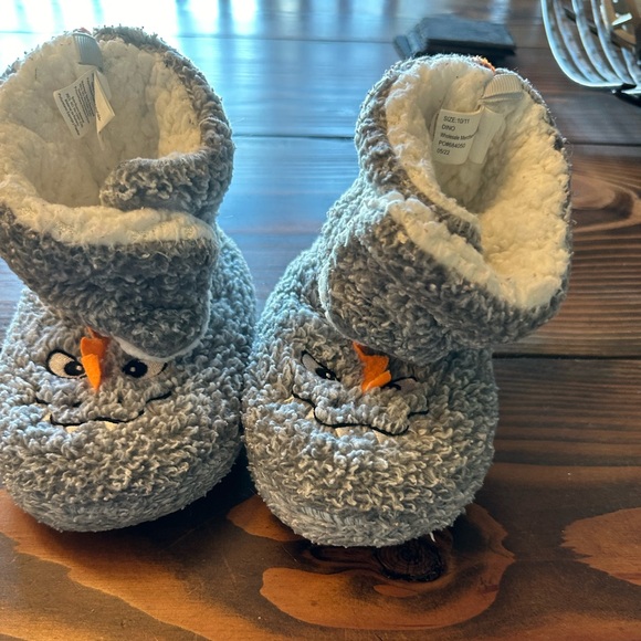 10/11T monster slippers - Picture 2 of 2